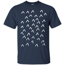 Load image into Gallery viewer, Black and White Minimalist Arrow Mountain Pattern T-Shirt - teecen.com